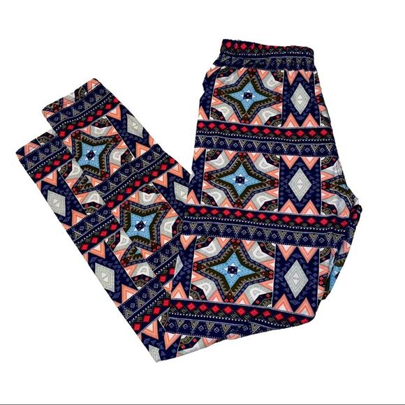 👑Soft & Stretchy Leggings Geometric Kaleidoscope - Picture 1 of 3